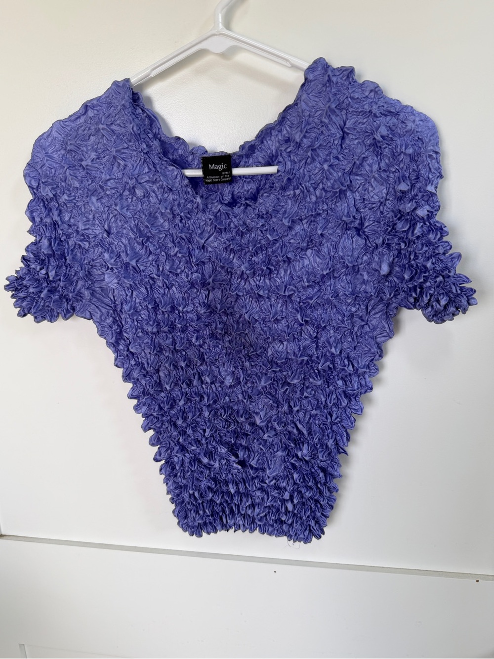 Magic Women's Purple Textured Short-Sleeve popcorn top blouse fits s m l
